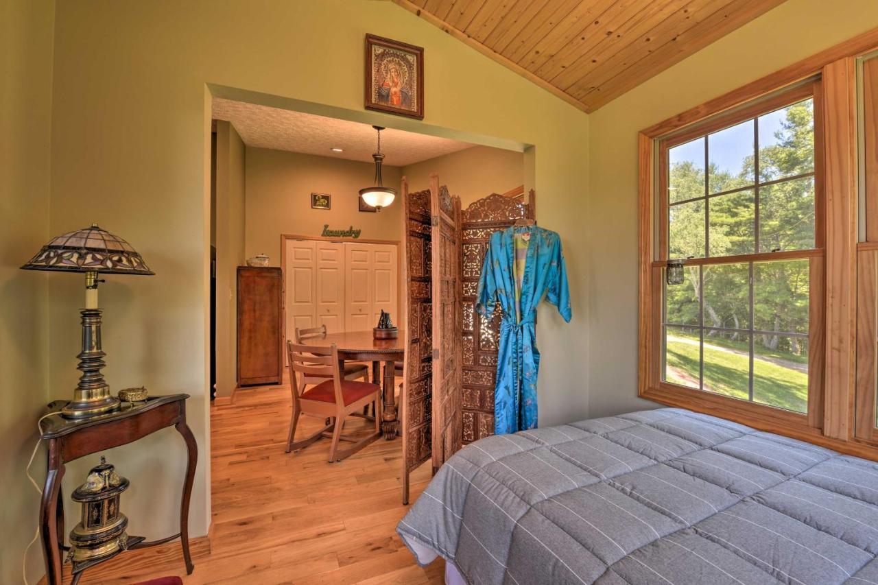 Charming Galax Retreat With Wraparound Deck! 빌라 외부 사진