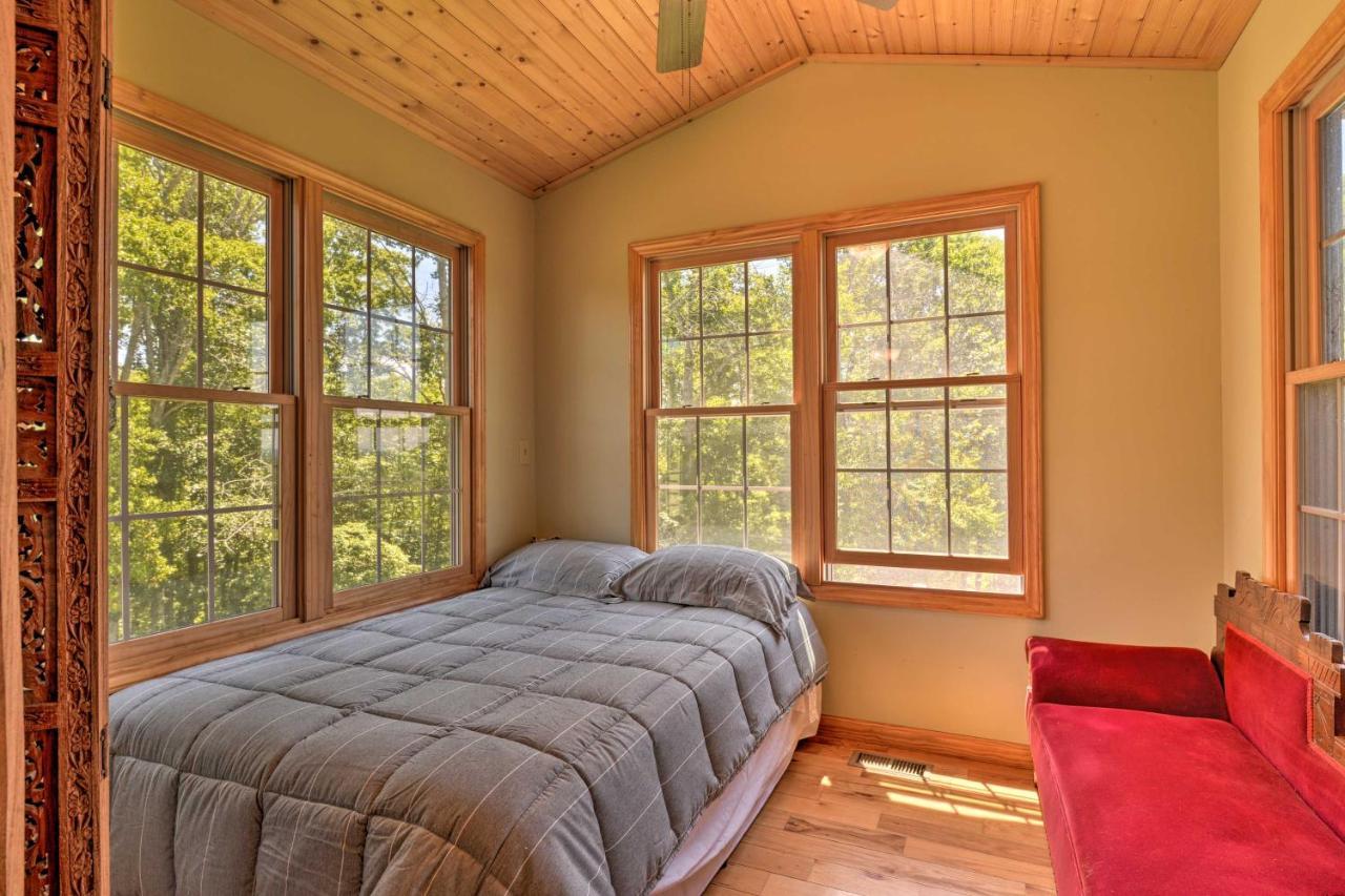Charming Galax Retreat With Wraparound Deck! 빌라 외부 사진