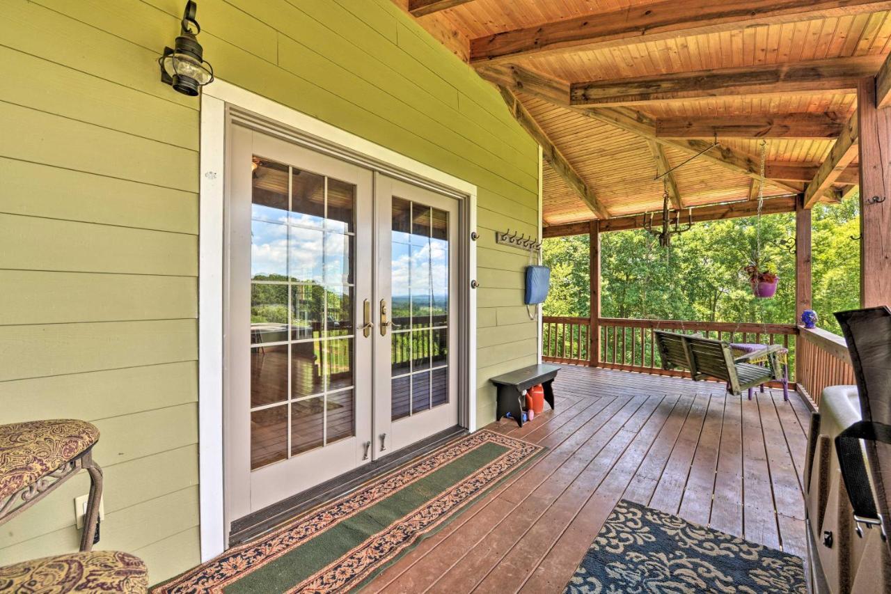 Charming Galax Retreat With Wraparound Deck! 빌라 외부 사진